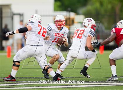 Thumbnail 1 in 2015 All-Star Bayou Bowl photogallery.