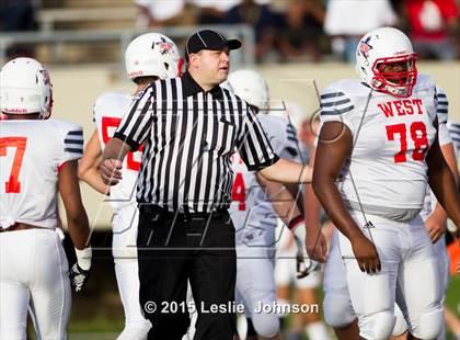 Thumbnail 2 in 2015 All-Star Bayou Bowl photogallery.