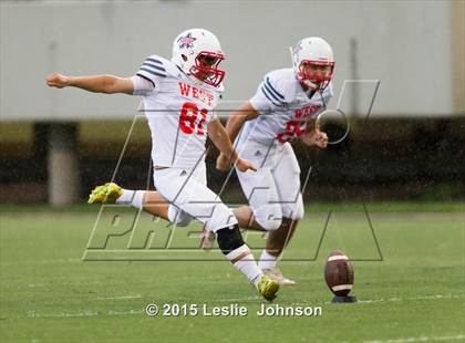 Thumbnail 3 in 2015 All-Star Bayou Bowl photogallery.