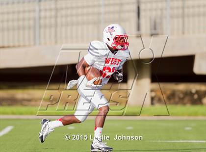 Thumbnail 1 in 2015 All-Star Bayou Bowl photogallery.