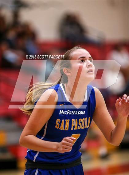 Thumbnail 3 in San Pasqual @ Fallbrook photogallery.