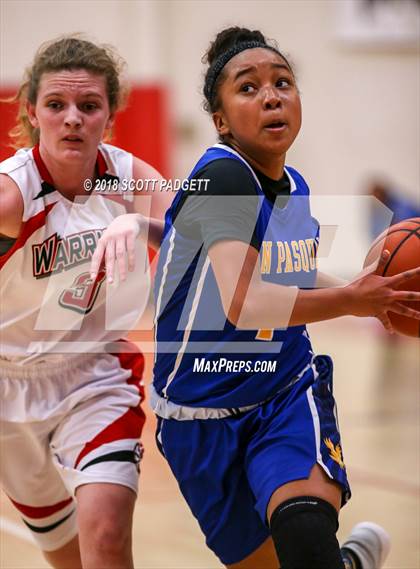 Thumbnail 1 in San Pasqual @ Fallbrook photogallery.