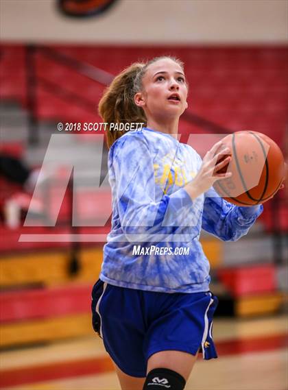 Thumbnail 2 in San Pasqual @ Fallbrook photogallery.