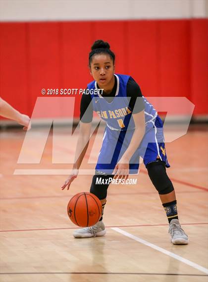 Thumbnail 1 in San Pasqual @ Fallbrook photogallery.