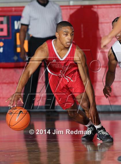 Thumbnail 3 in Dallas HSAA Blue vs. Wilson (Thanksgiving Hoopfest) photogallery.