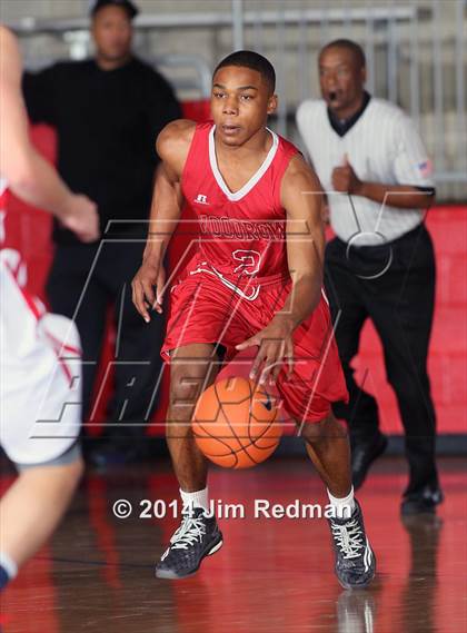 Thumbnail 2 in Dallas HSAA Blue vs. Wilson (Thanksgiving Hoopfest) photogallery.