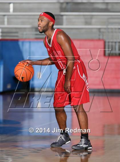 Thumbnail 3 in Dallas HSAA Blue vs. Wilson (Thanksgiving Hoopfest) photogallery.