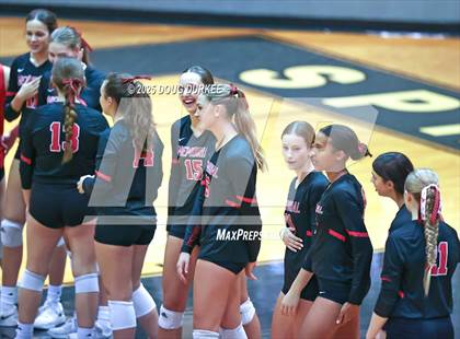 Thumbnail 1 in Memorial vs. Tompkins (UIL 6A D2 Girls Volleyball  Area) photogallery.