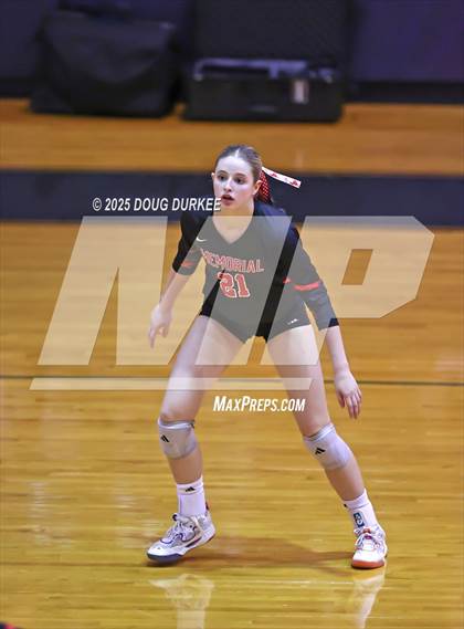Thumbnail 3 in Memorial vs. Tompkins (UIL Volleyball 6A D2 Area) photogallery.