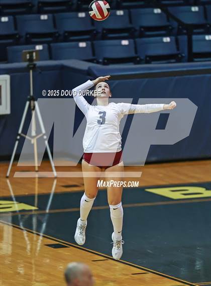 Thumbnail 3 in Memorial vs. Tompkins (UIL 6A D2 Girls Volleyball  Area) photogallery.