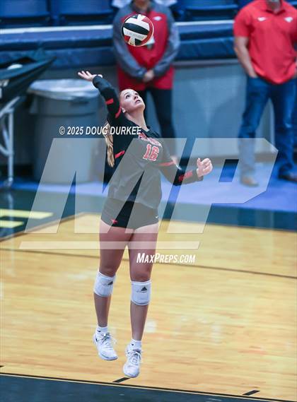 Thumbnail 2 in Memorial vs. Tompkins (UIL Volleyball 6A D2 Area) photogallery.