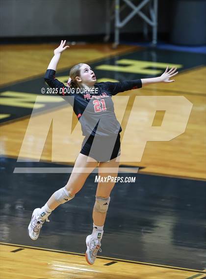 Thumbnail 1 in Memorial vs. Tompkins (UIL 6A D2 Girls Volleyball  Area) photogallery.