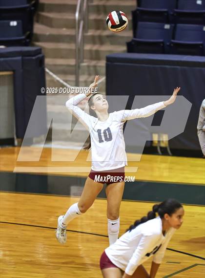 Thumbnail 1 in Memorial vs. Tompkins (UIL 6A D2 Girls Volleyball  Area) photogallery.