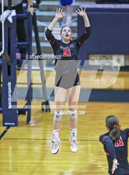 Thumbnail 2 in Memorial vs. Tompkins (UIL 6A D2 Girls Volleyball  Area) photogallery.