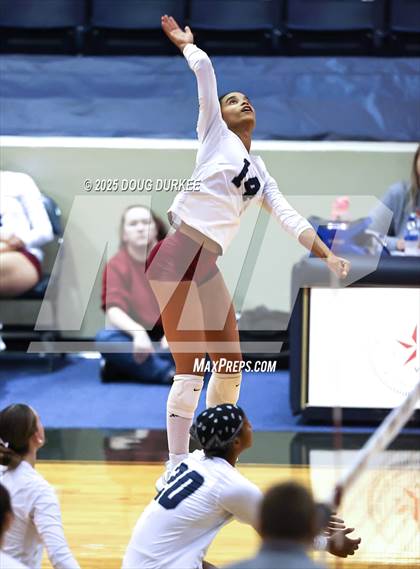 Thumbnail 2 in Memorial vs. Tompkins (UIL Volleyball 6A D2 Area) photogallery.