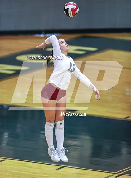 Thumbnail 1 in Memorial vs. Tompkins (UIL 6A D2 Girls Volleyball  Area) photogallery.