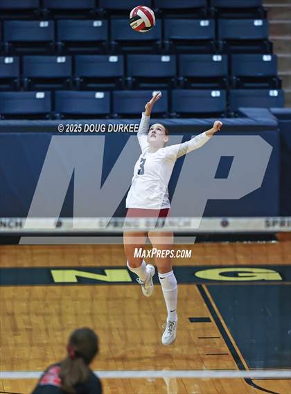 Thumbnail 3 in Memorial vs. Tompkins (UIL 6A D2 Girls Volleyball  Area) photogallery.