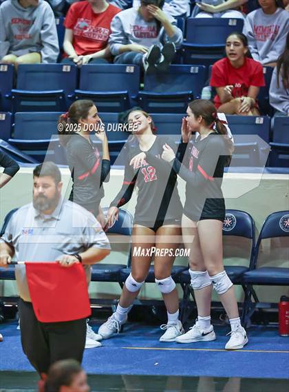 Thumbnail 3 in Memorial vs. Tompkins (UIL 6A D2 Girls Volleyball  Area) photogallery.