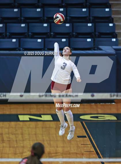 Thumbnail 2 in Memorial vs. Tompkins (UIL Volleyball 6A D2 Area) photogallery.