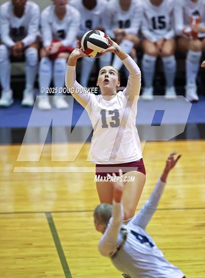 Thumbnail 1 in Memorial vs. Tompkins (UIL 6A D2 Girls Volleyball  Area) photogallery.