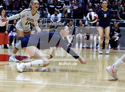 Thumbnail 3 in A&M Consolidated vs. Dallas Highland Park (UIL 5A D2 Volleyball Final) photogallery.