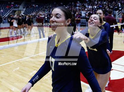 Thumbnail 2 in A&M Consolidated vs. Dallas Highland Park (UIL 5A D2 Volleyball Final) photogallery.