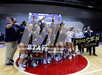 Thumbnail 1 in A&M Consolidated vs. Dallas Highland Park (UIL 5A D2 Volleyball Final) photogallery.