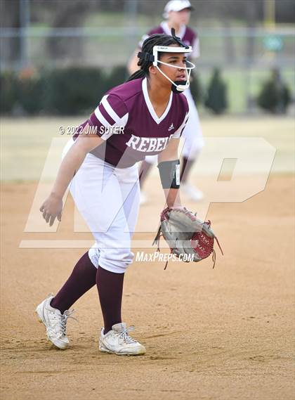 Thumbnail 3 in Conroe vs Midland Legacy (Brenham Tournament) photogallery.