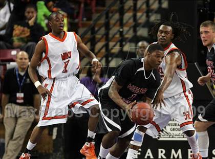 Thumbnail 1 in Monte Vista vs. McClymonds (CIF NorCal D1 Final) photogallery.