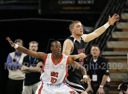 Thumbnail 2 in Monte Vista vs. McClymonds (CIF NorCal D1 Final) photogallery.