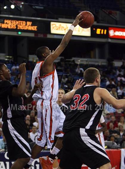 Thumbnail 3 in Monte Vista vs. McClymonds (CIF NorCal D1 Final) photogallery.