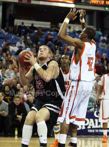 Thumbnail 2 in Monte Vista vs. McClymonds (CIF NorCal D1 Final) photogallery.