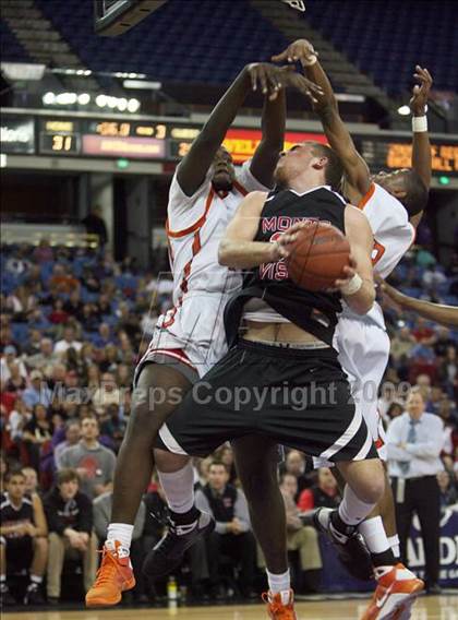 Thumbnail 3 in Monte Vista vs. McClymonds (CIF NorCal D1 Final) photogallery.