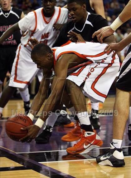 Thumbnail 1 in Monte Vista vs. McClymonds (CIF NorCal D1 Final) photogallery.