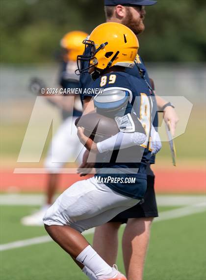 Thumbnail 2 in Cypress Ranch vs Tompkins (B Teams) photogallery.