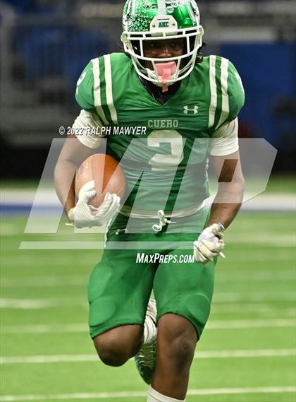 Thumbnail 3 in Cuero vs. Wimberley photogallery.