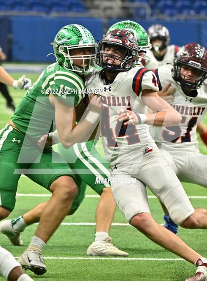 Thumbnail 2 in Cuero vs. Wimberley photogallery.