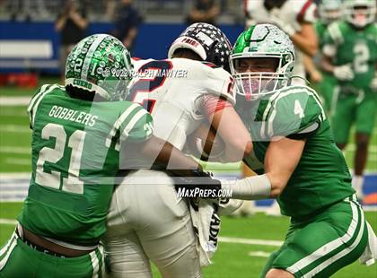 Thumbnail 1 in Cuero vs. Wimberley photogallery.