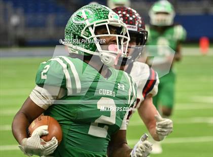 Thumbnail 1 in Cuero vs. Wimberley photogallery.