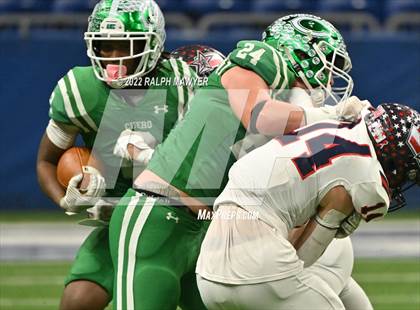 Thumbnail 3 in Cuero vs. Wimberley photogallery.