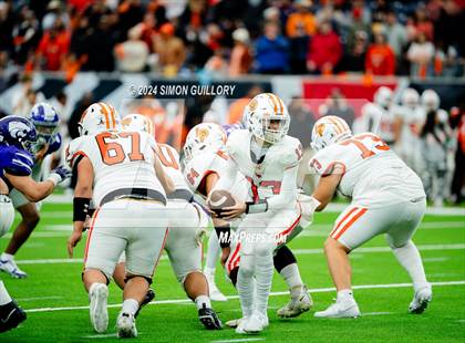 Thumbnail 2 in La Porte @ Angleton (UIL 5A D1 Football Region Quarterfinal) photogallery.