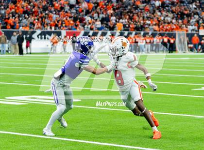Thumbnail 3 in La Porte @ Angleton (UIL 5A D1 Football Region Quarterfinal) photogallery.