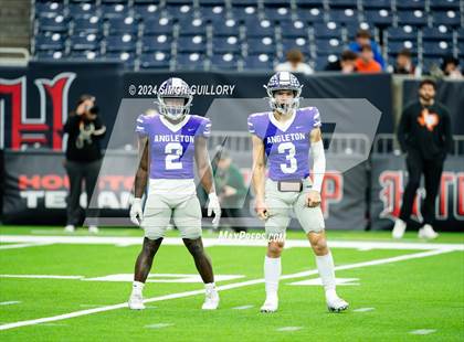 Thumbnail 2 in La Porte @ Angleton (UIL 5A D1 Football Region Quarterfinal) photogallery.