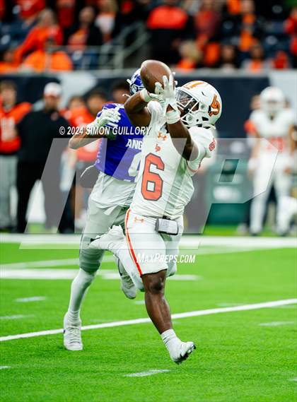 Thumbnail 2 in La Porte @ Angleton (UIL 5A D1 Football Region Quarterfinal) photogallery.