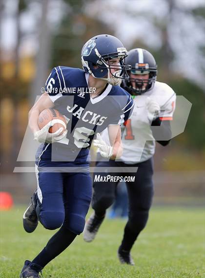 Thumbnail 3 in Bemidji vs Moorhead photogallery.