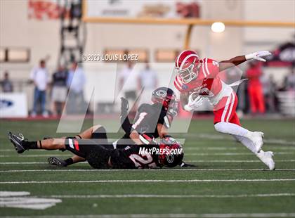 Thumbnail 1 in Mater Dei @ Centennial photogallery.