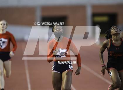 Thumbnail 3 in Alamo Heights Relays 8 photogallery.