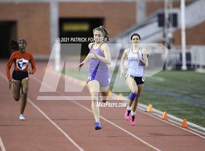 Thumbnail 2 in Alamo Heights Relays 8 photogallery.