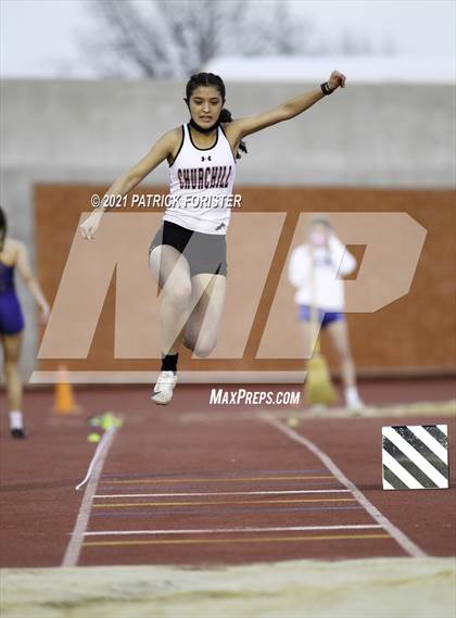 Thumbnail 1 in Alamo Heights Relays 8 photogallery.