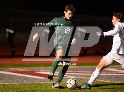 Thumbnail 2 in Wethersfield vs. Guilford (CIAC Class L Semifinal) photogallery.